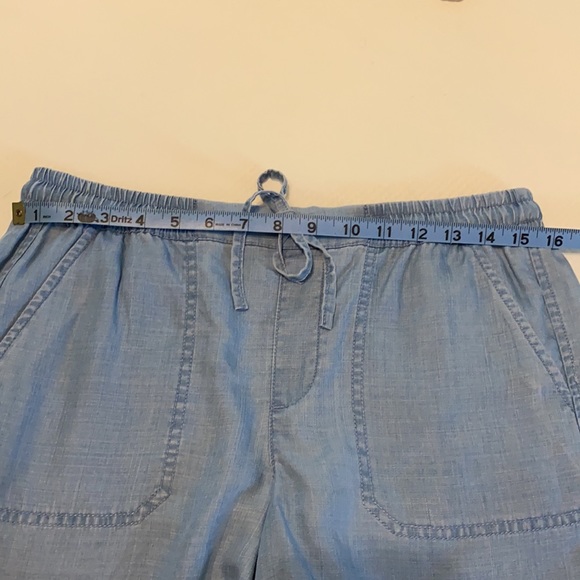 Chambray Paperbag Shorts Size XS Like New Vince Camuto - Picture 7 of 8